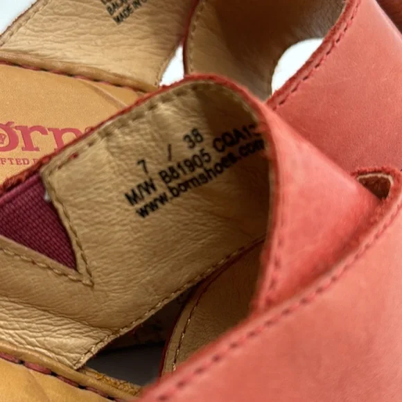 Born Red Leather Strappy Sandal With Cork Wedge Size 7 MCS6374E - Picture 3 of 11